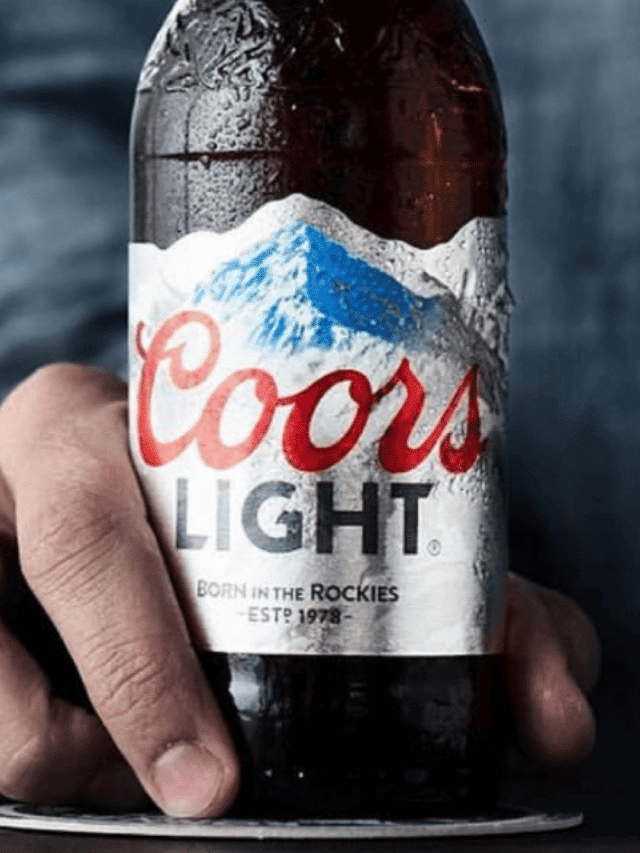 What Does Coors Light Taste Like - Flavors and Tasting Notes