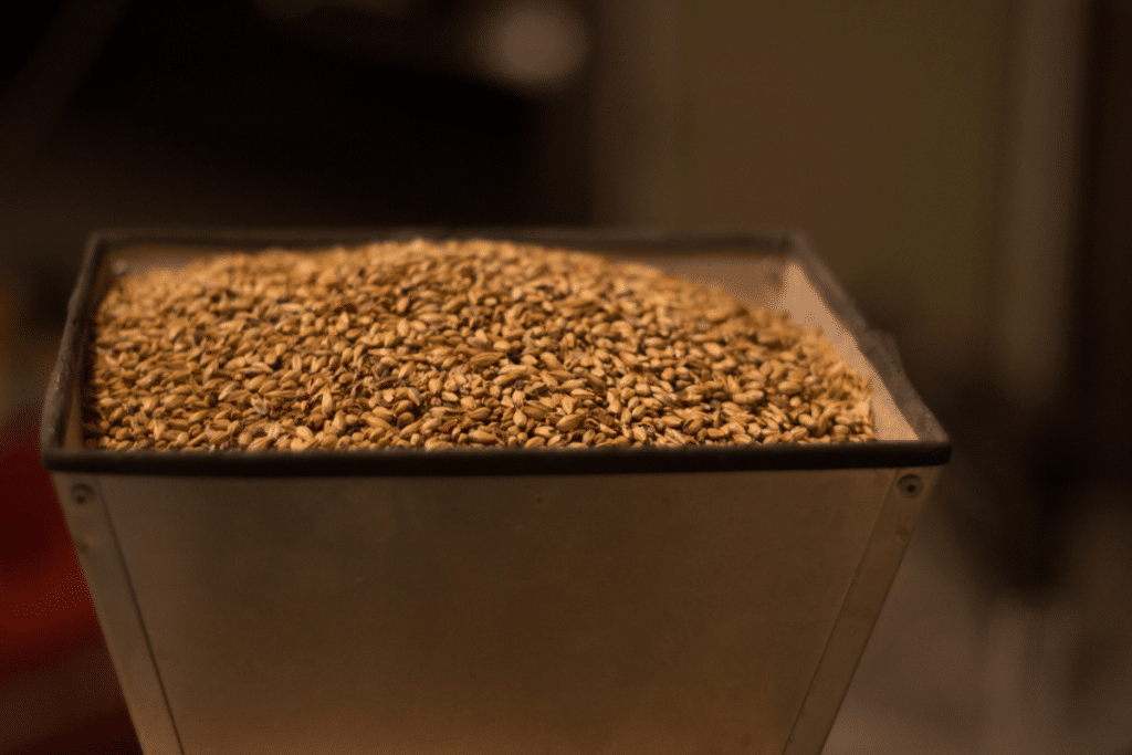 To brew a Vienna lager, use a Vienna Malt, pale 2-row, and/or Pilsner malt.